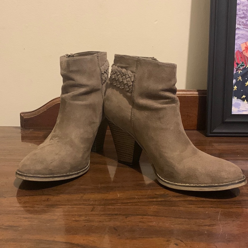 Mia Leather Tan Brown Ankle Tassel Side Zip Bootie